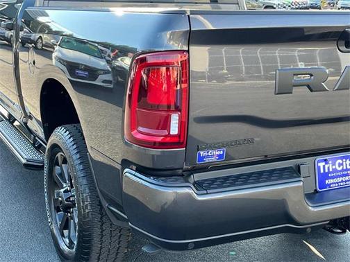 2025 RAM 2500 Big Horn Crew Cab 4x4 6'4' Box