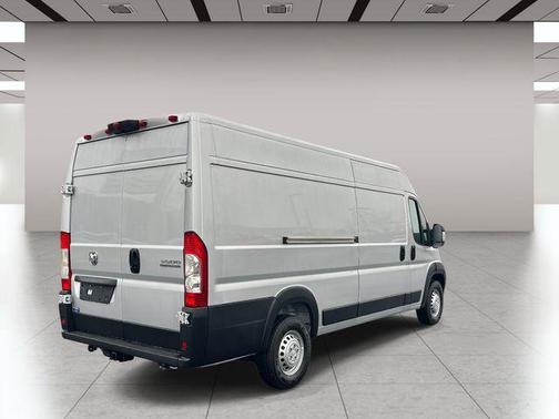 Bright Silver Metallic Clearcoat 2026 RAM ProMaster 3500 High Roof