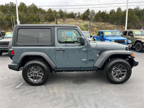 2025 Jeep Wrangler Sport S