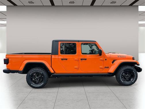 2025 Jeep Gladiator Willys