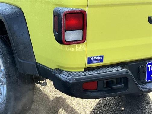 2023 Jeep Gladiator Sport S