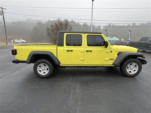 2023 Jeep Gladiator Sport S