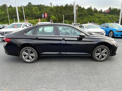 2023 Volkswagen Jetta 1.5T SE