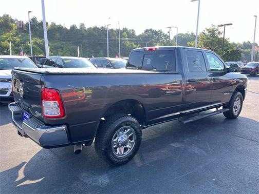 2019 RAM 3500 Tradesman Crew Cab 4x4 8' Box