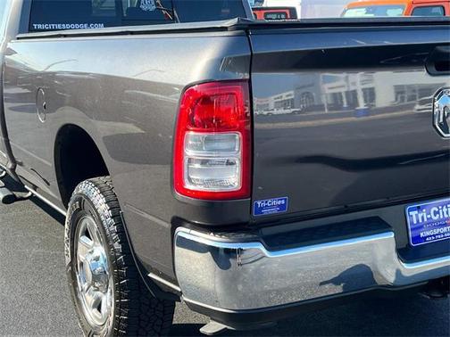 2019 RAM 3500 Tradesman Crew Cab 4x4 8' Box