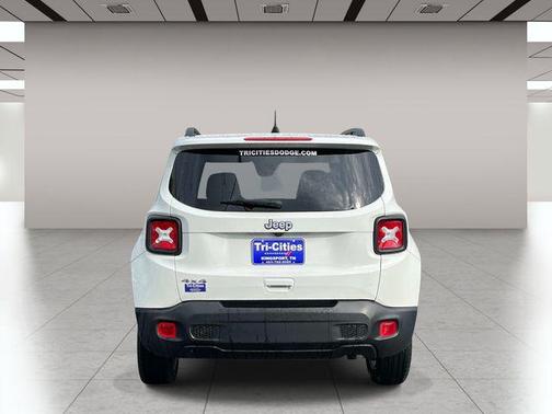 Alpine White Clearcoat 2023 Jeep Renegade Latitude