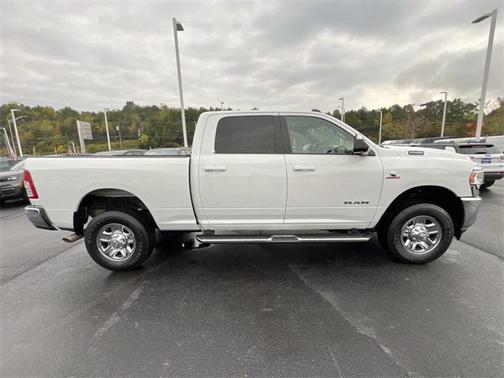 2021 RAM 2500 Big Horn Crew Cab 4x4 6'4' Box