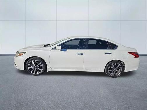 2016 Nissan Altima 2.5 SR