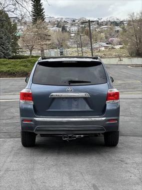 2013 Toyota Highlander SE