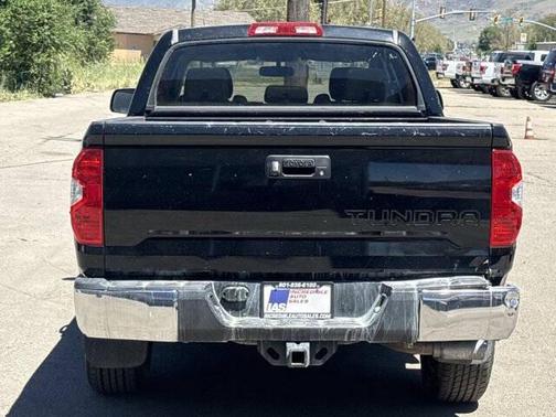 Black 2015 Toyota Tundra SR5