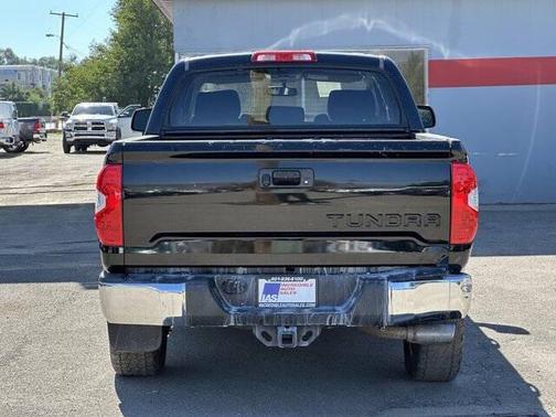 2015 Toyota Tundra SR5
