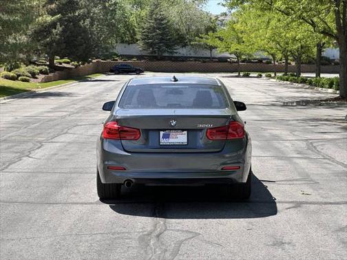 2016 BMW 320 i