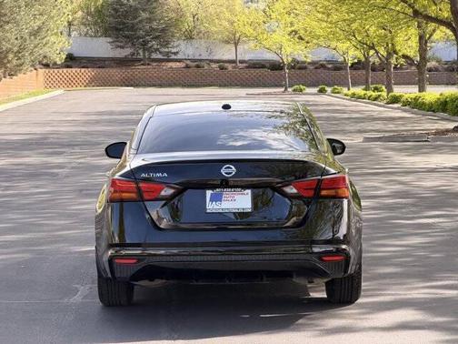 Super Black 2020 Nissan Altima S FWD