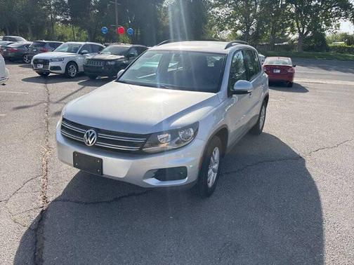 2016 Volkswagen Tiguan S