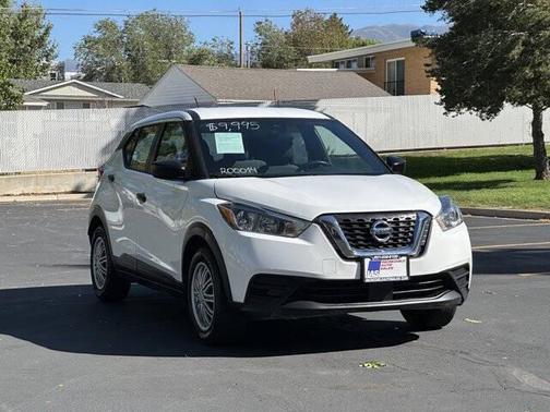 2020 Nissan Kicks S
