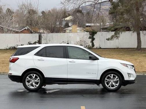 2021 Chevrolet Equinox LS