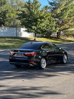 2015 Lexus ES 350 Crafted Line