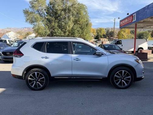 2020 Nissan Rogue SL