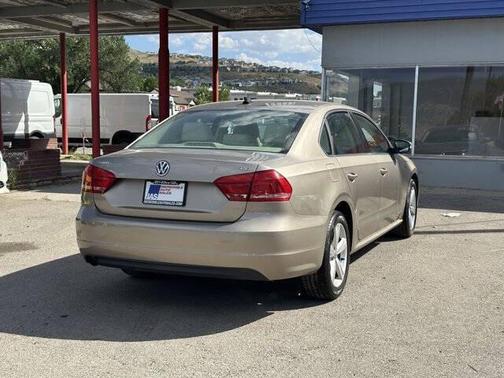 2015 Volkswagen Passat 1.8T Limited Edition
