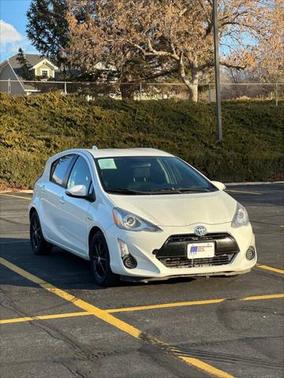 2015 Toyota Prius c Three