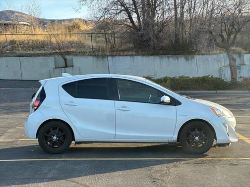 2015 Toyota Prius c Three