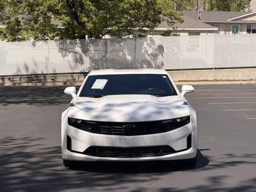 Summit White 2020 Chevrolet Camaro 1LT