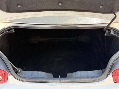 Summit White 2020 Chevrolet Camaro 1LT