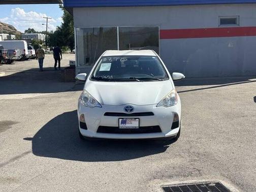 2014 Toyota Prius c Three