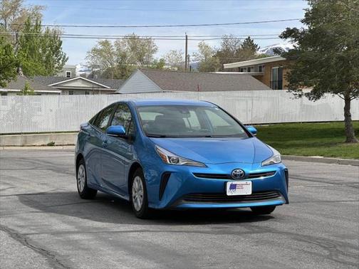 2022 Toyota Prius L