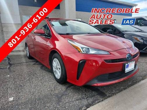 2019 Toyota Prius LE