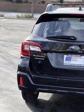 Crystal Black Silica 2018 Subaru Outback 2.5i Premium