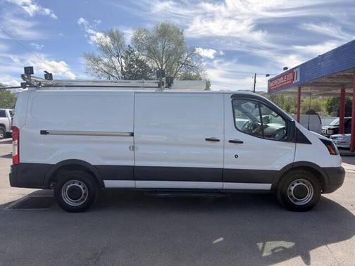 Oxford White 2018 Ford Transit-250 Base