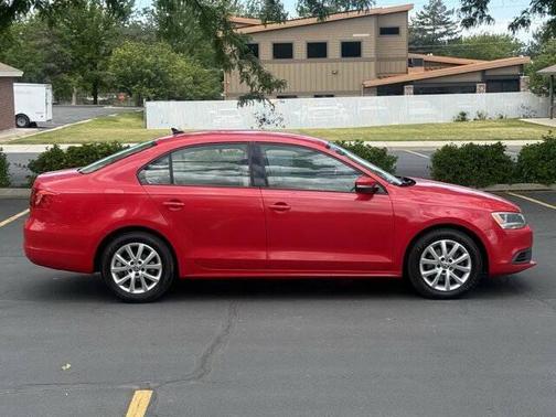 Tornado Red 2012 Volkswagen Jetta SE