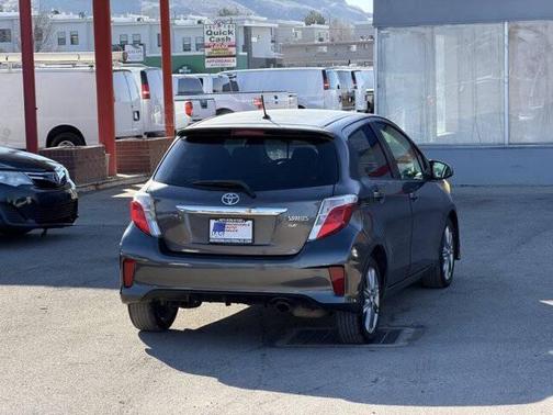 2012 Toyota Yaris LE