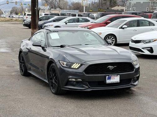 2016 Ford Mustang V6