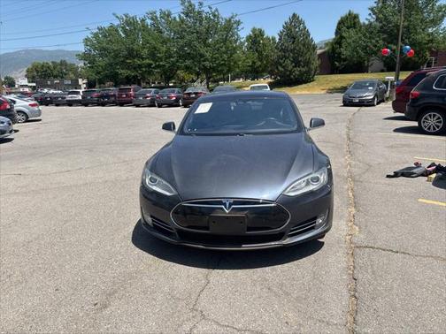 2015 Tesla Model S 85