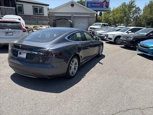 2015 Tesla Model S 85