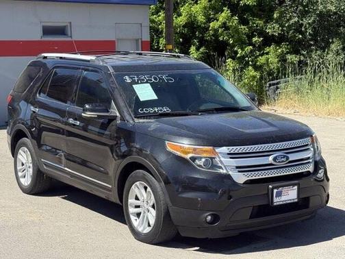 Black 2012 Ford Explorer XLT