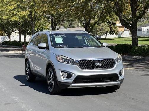 2016 Kia Sorento EX