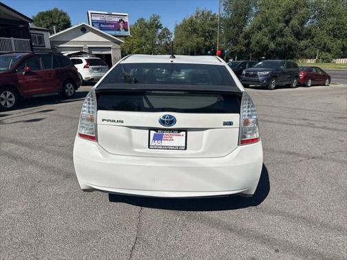 2011 Toyota Prius III