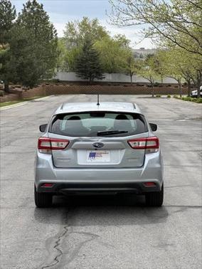 2017 Subaru Impreza 2.0i