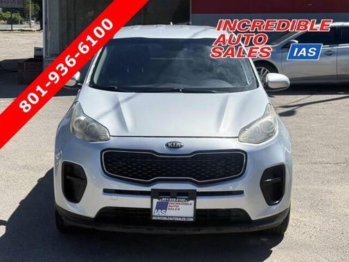 Sparkling Silver 2018 Kia Sportage LX