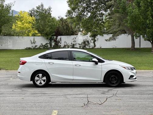 2016 Chevrolet Cruze LS Auto