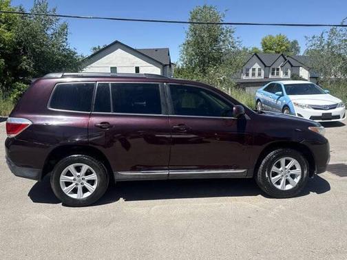 Sizzling Crimson Mica 2013 Toyota Highlander SE
