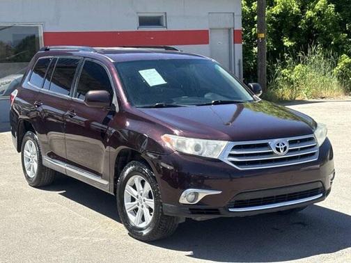 Sizzling Crimson Mica 2013 Toyota Highlander SE
