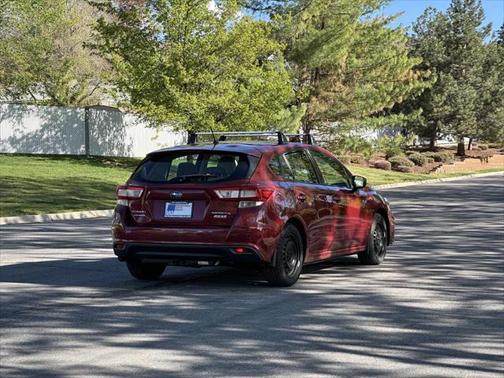 2017 Subaru Impreza 2.0i