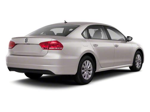 Silver 2013 Volkswagen Passat 2.0 TDI SEL Premium
