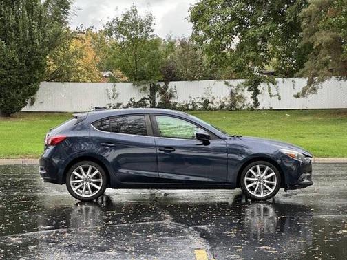 2017 Mazda Mazda3 Grand Touring