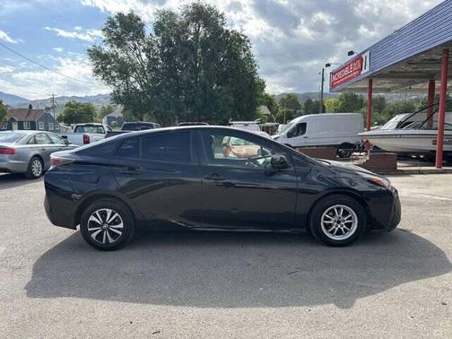 2017 Toyota Prius One