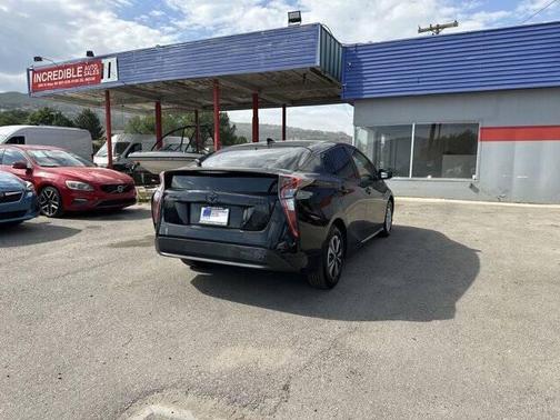 2017 Toyota Prius One